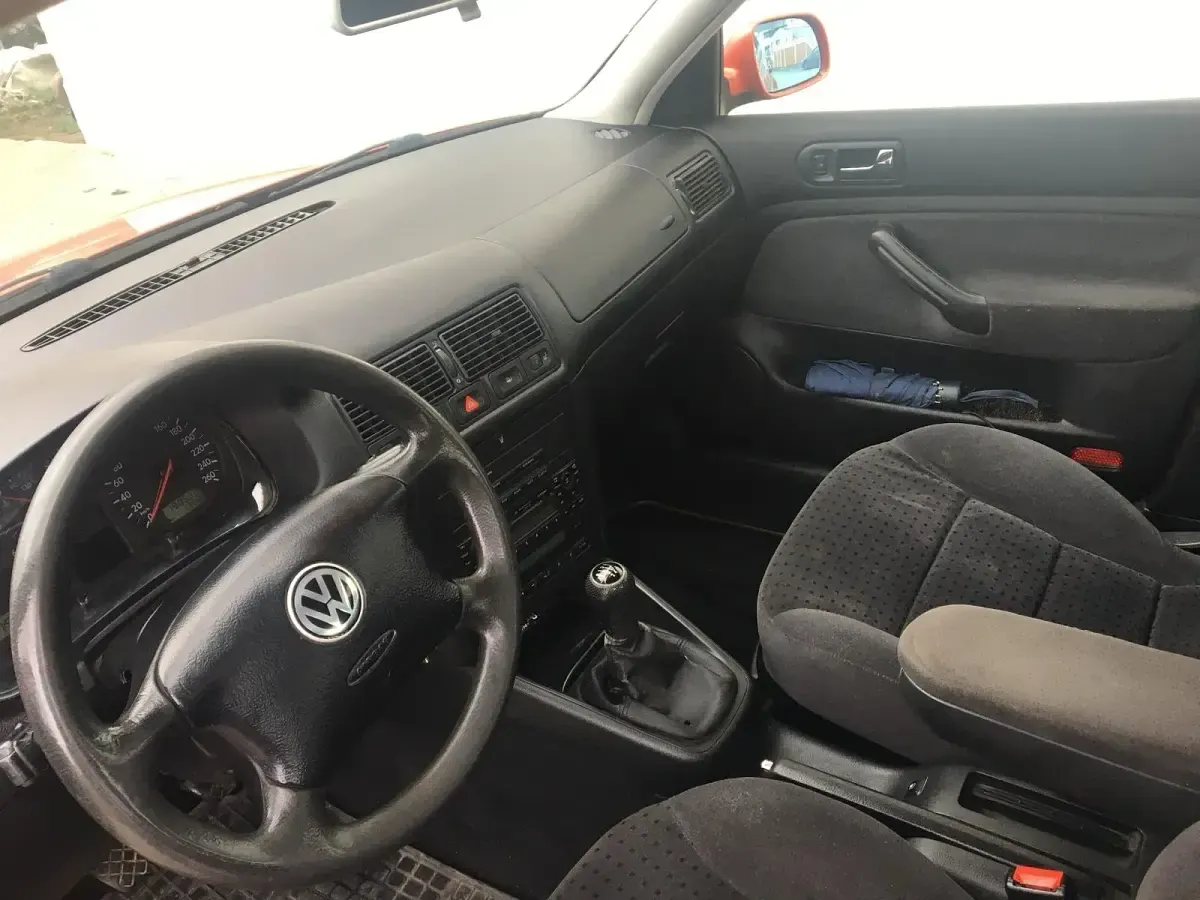 Gebraucht VW Golf III 102 PS (75 kW) 1999 Orange Limousine