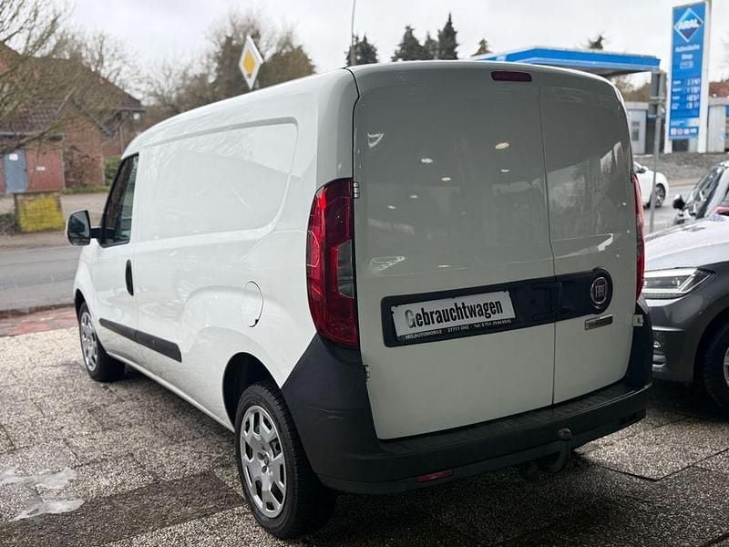 Gebraucht Fiat Doblò 90 PS (66 kW) 2016 Weiß Van / Kleinbus