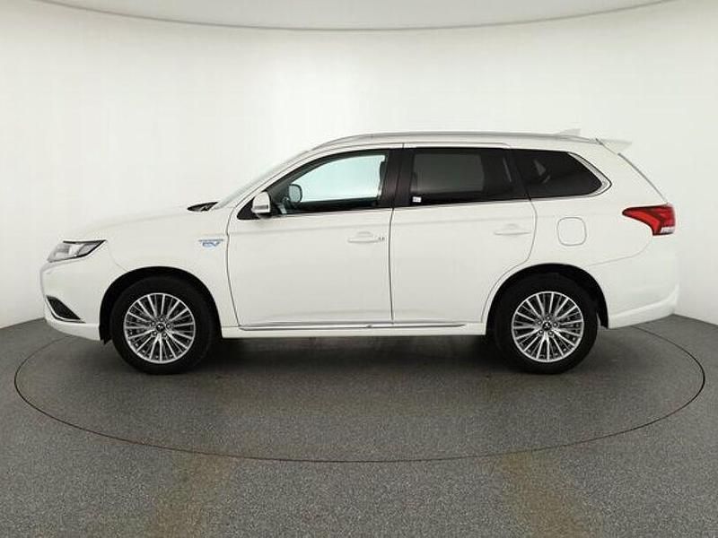 Gebraucht Mitsubishi Outlander P-HEV 224 PS (164 kW) 2020 Weiß SUV