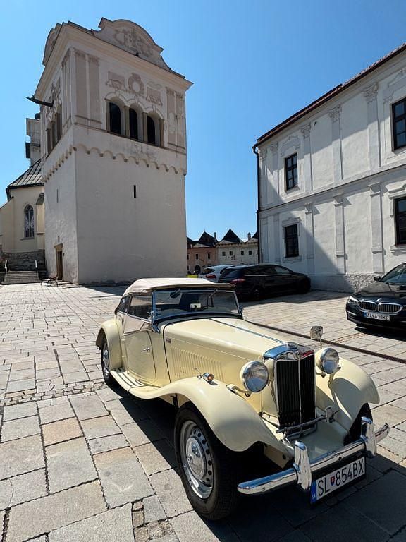 Gelb Gebraucht 1952 MG TD Cabrio | 24.400 € - Bild 1/4