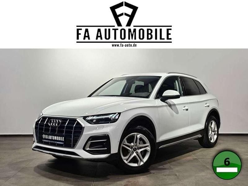 Gebraucht Audi Q5 Sport 204 PS (150 kW) 2024 Gletscherweiß metallic (metallic) SUV