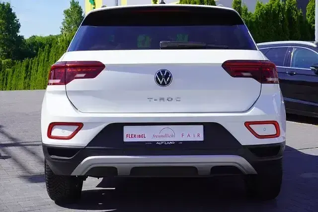 Gebraucht VW T-Roc 110 PS (80 kW) 2023 Weiß SUV