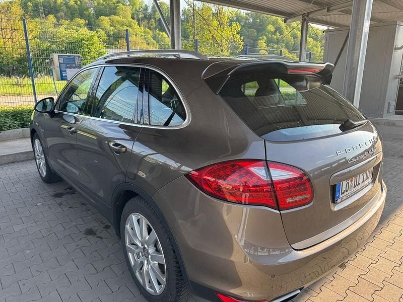 Gebraucht Porsche Cayenne S E-Hybrid 379 PS (278 kW) 2011 Braun SUV