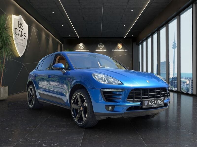 Blau Gebraucht 2015 Porsche Macan S SUV | 29.900 € (Guter Preis) - Bild 1/4