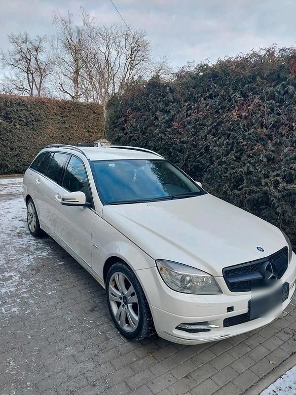 Gebraucht Mercedes C350 231 PS (169 kW) 2010 Weiß Kombi