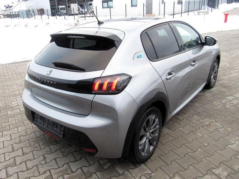 Gebraucht Peugeot e-208 Allure 100 kW (136 PS) 2020 Grau Kleinwagen