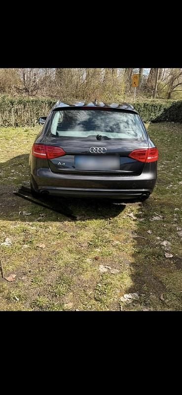 Gebraucht Audi A4 170 PS (125 kW) 2013 Schwarz Limousine