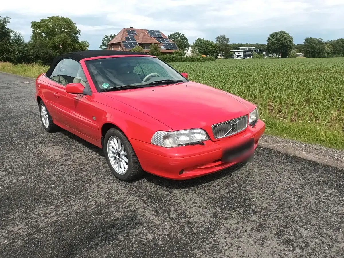 Gebraucht Volvo C70 163 PS (119 kW) 2005 Rot Cabrio