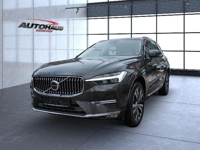 Gebraucht Volvo XC60 Ultimate 235 PS (172 kW) 2023 Platinum grey / (metallic) SUV