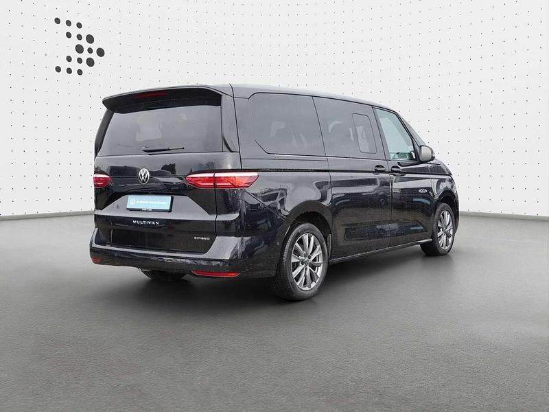 Gebraucht VW Multivan Life 218 PS (160 kW) 2022 Deep black perleffekt Van