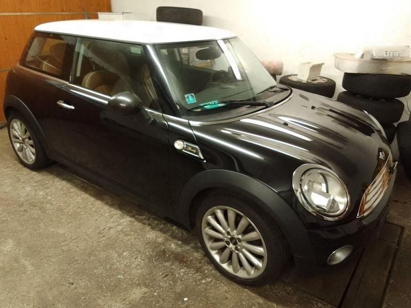 Schwarz Gebraucht 2010 Mini Cooper Kleinwagen | 4.400 € (Guter Preis) - Bild 1/4