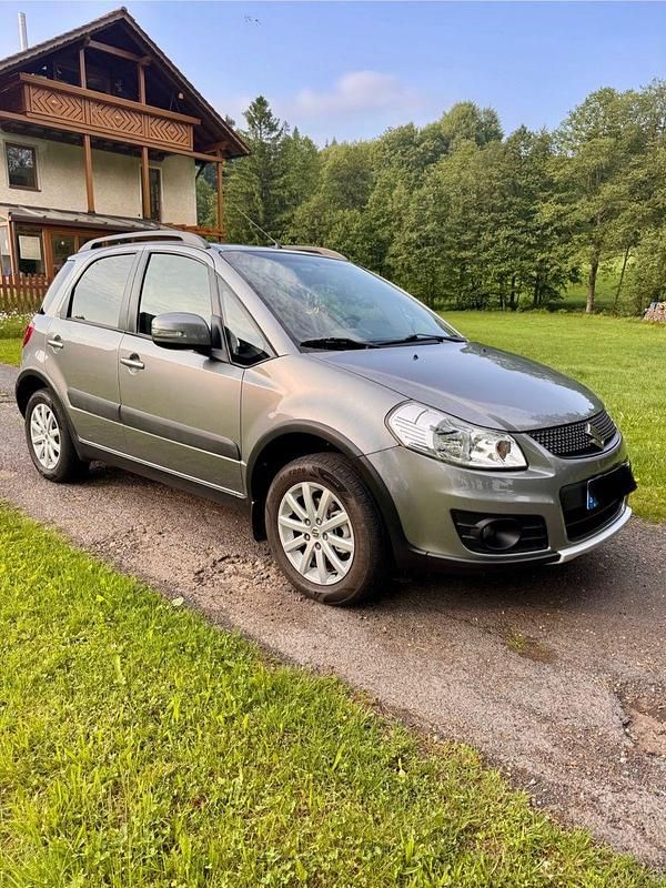Gebraucht 2012 Suzuki SX4 Style Kleinwagen | 7.550 € (Fairer Preis) - Bild 1/4