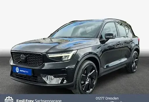 Gebraucht Volvo XC40 Plus 163 PS (119 kW) 2025 Schwarz SUV