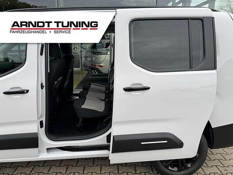 Neu Citroën Berlingo 131 PS (96 kW) 2025 Eisweiß (sonderlackierung) Van / Kleinbus