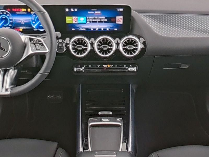 Gebraucht Mercedes EQA250 Advanced 139 kW (190 PS) 2025 Schwarz SUV