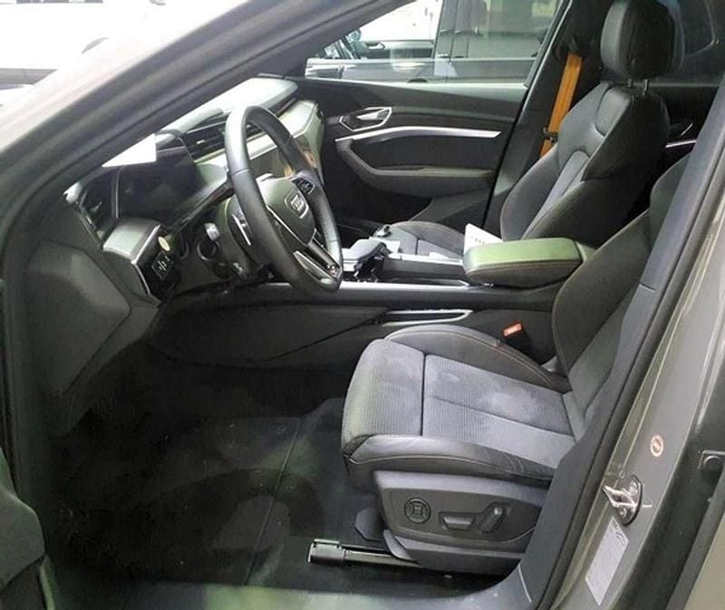 Gebraucht Audi e-tron Sportback Black Edition 300 kW (408 PS) 2022 Grau SUV