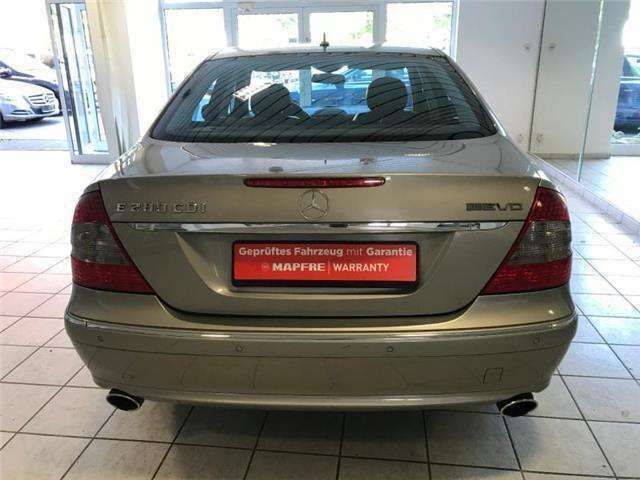 Gebraucht Mercedes E280 Avantgarde 190 PS (139 kW) 2008 Beige Limousine