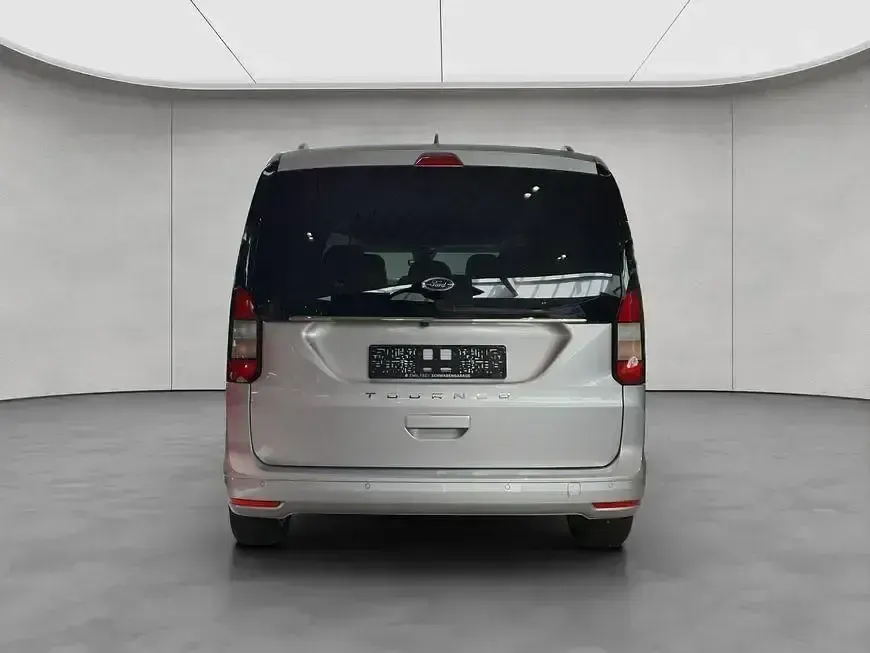 Neu Ford Tourneo Connect Titanium 122 PS (89 kW) 2025 Silber Van / Kleinbus