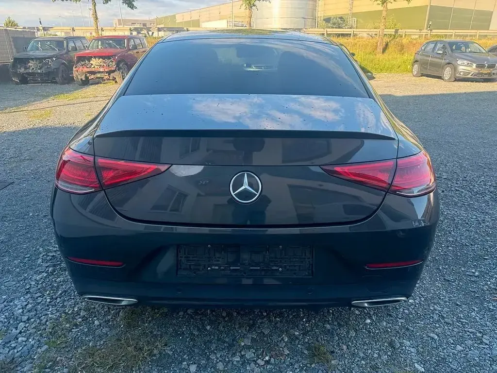Gebraucht Mercedes CLS300 AMG line 245 PS (180 kW) 2020 Grau Coupé