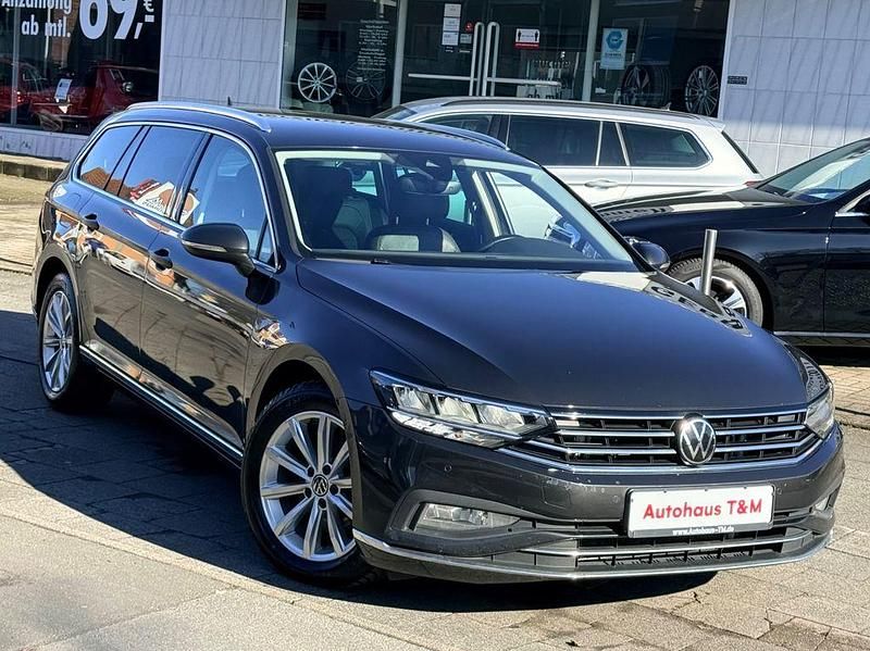 Gebraucht VW Passat Elegance 200 PS (147 kW) 2021 Mangangrau (metallic) Kombi