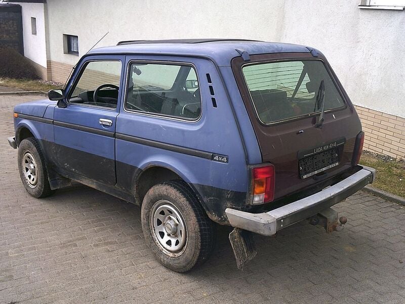 Gebraucht Lada niva 82 PS (60 kW) 2007 SUV