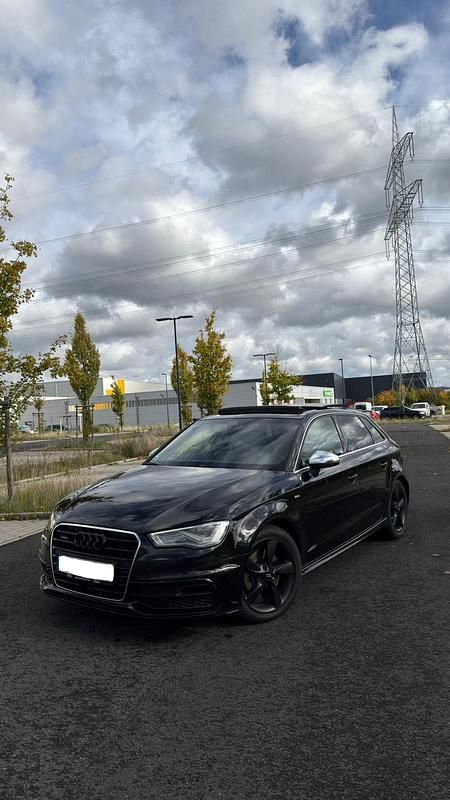 Schwarz Gebraucht 2015 Audi A3 Sportback S-Line Kleinwagen | 14.000 € (Fairer Preis) - Bild 1/4