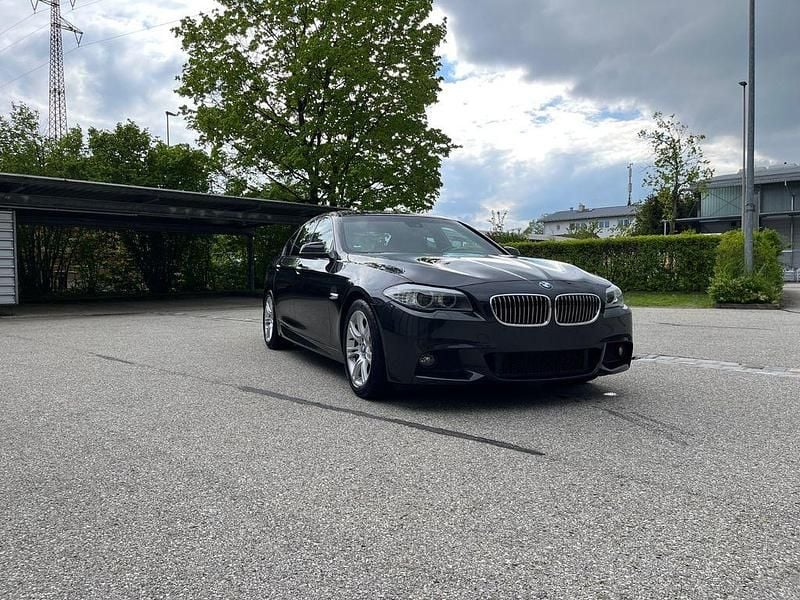 Gebraucht BMW 530 Shadowline 245 PS (180 kW) 2012 Grau Limousine
