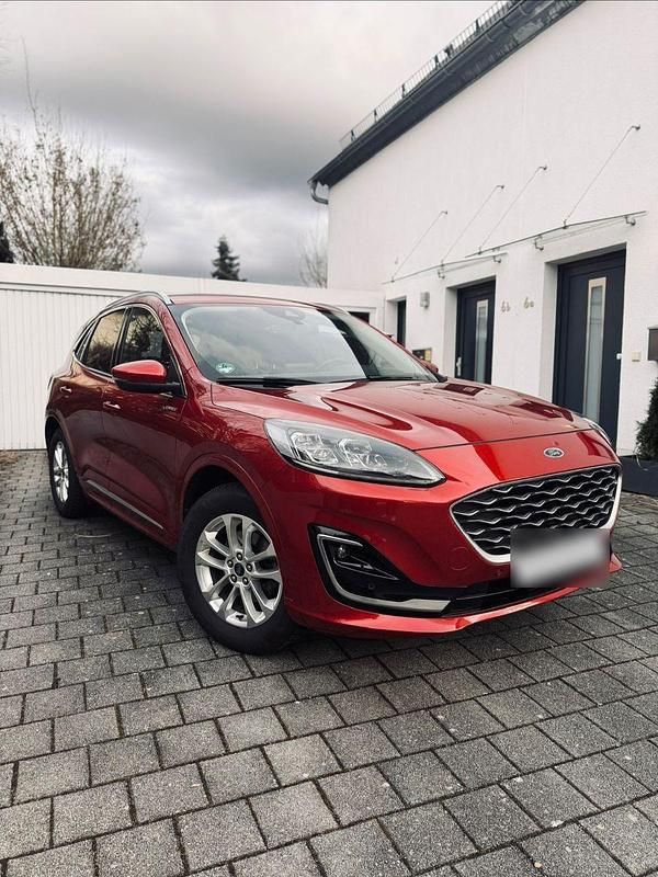 Gebraucht Ford Kuga Vignale 190 PS (139 kW) 2022 Rot SUV
