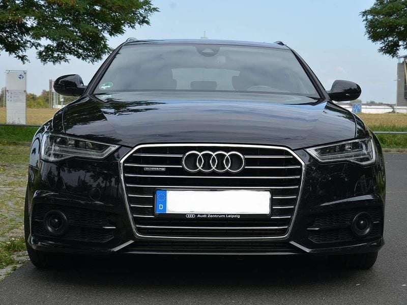 Schwarz Gebraucht 2019 Audi A6 Ambiente Kombi | 24.900 € (Guter Preis) - Bild 1/4