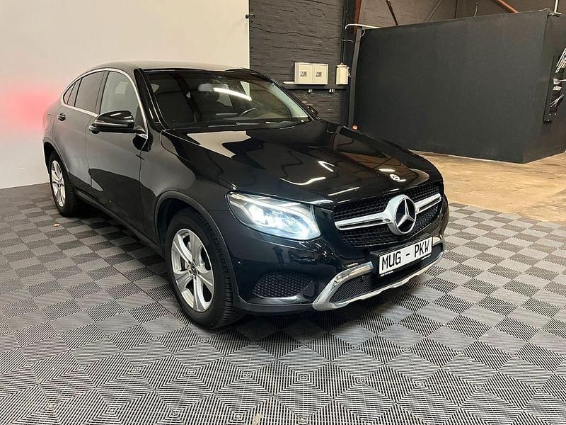 Gebraucht Mercedes GLC220 170 PS (125 kW) 2017 Schwarz Coupé