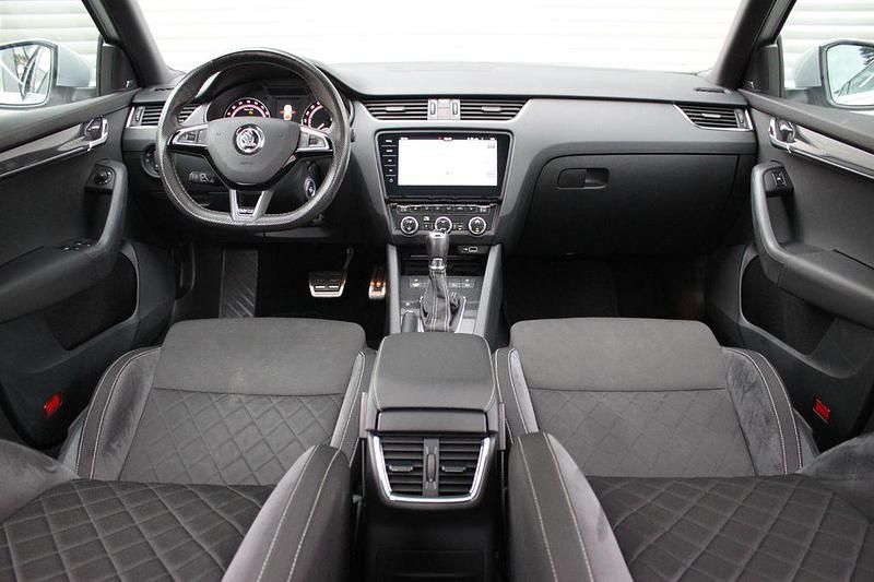 Gebraucht Skoda Octavia RS 184 PS (135 kW) 2018 Silber Limousine