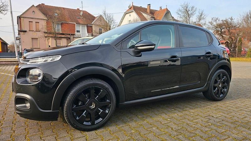 Gebraucht Citroën C3 Feel 110 PS (80 kW) 2018 Noir perla nera Kleinwagen
