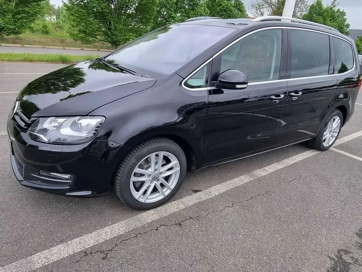 Gebraucht VW Sharan Highline 184 PS (135 kW) 2017 Schwarz Van / Kleinbus