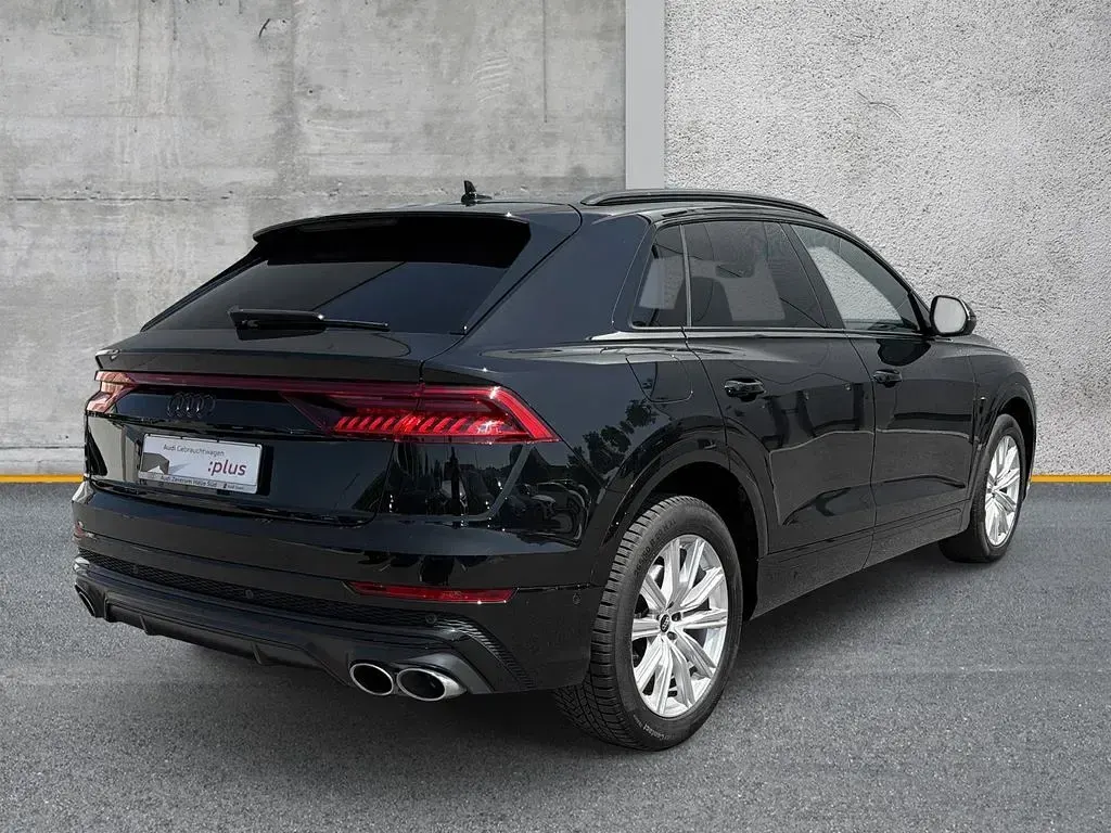 Gebraucht Audi SQ8 Ambiente 507 PS (372 kW) 2023 Schwarz SUV