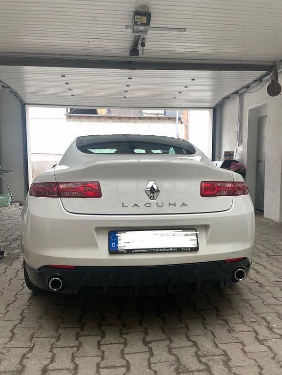 Gebraucht Renault Laguna III 235 PS (172 kW) 2010 Weiß Coupé
