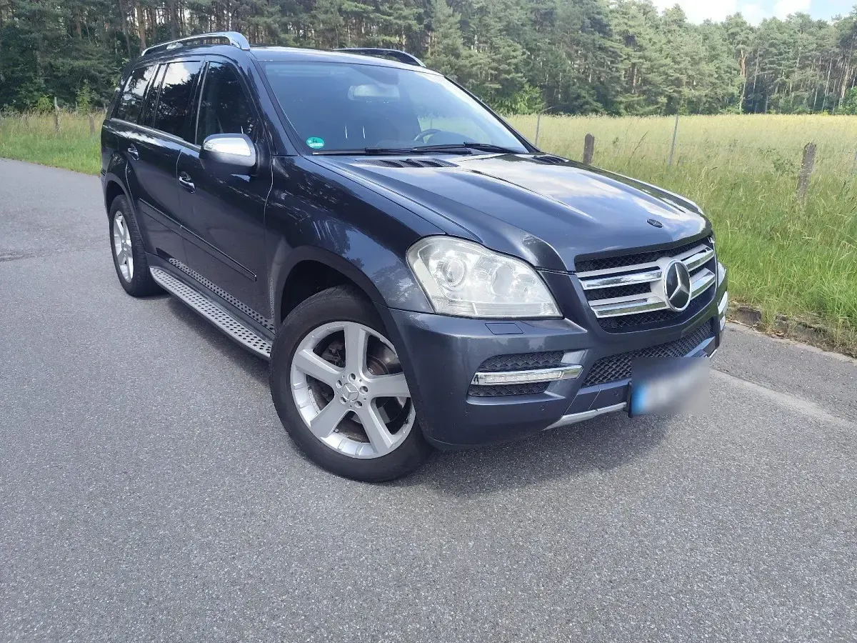 Gebraucht Mercedes GL450 306 PS (225 kW) 2010 Grau SUV