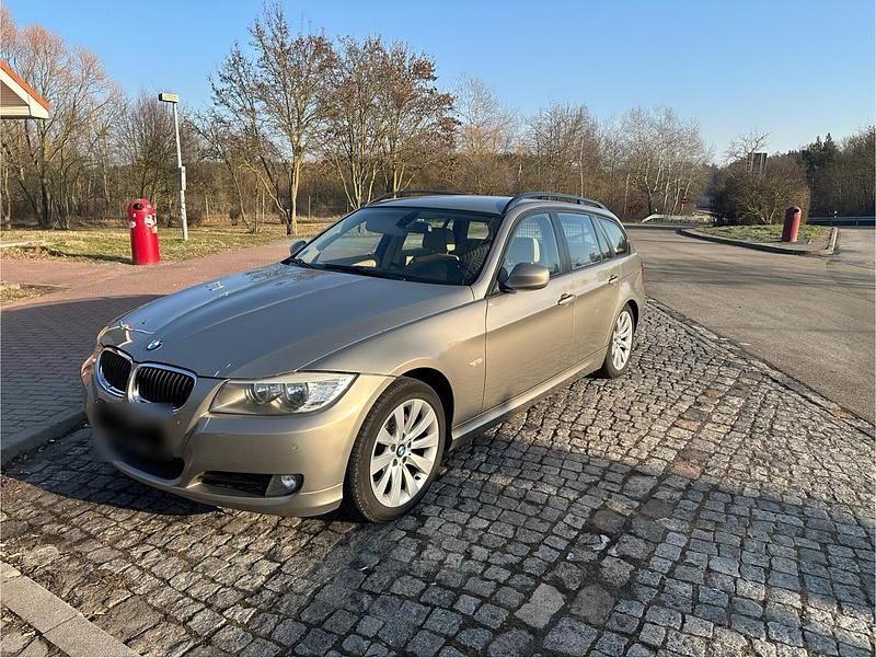 Gebraucht BMW 320 177 PS (130 kW) 2008 Kombi