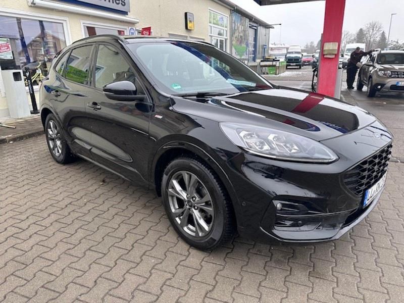 Gebraucht Ford Kuga ST-Line 150 PS (110 kW) 2021 Schwarz SUV