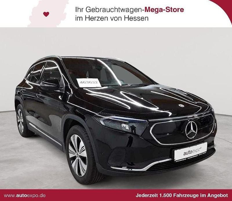 Schwarz Gebraucht 2022 Mercedes EQA250 Progressive SUV | 26.989 € (Superpreis) - Bild 1/4