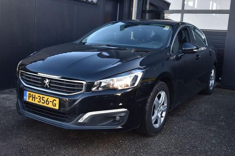 Schwarz Gebraucht 2017 Peugeot 508 Limousine | 7.950 € (Guter Preis) - Bild 1/4