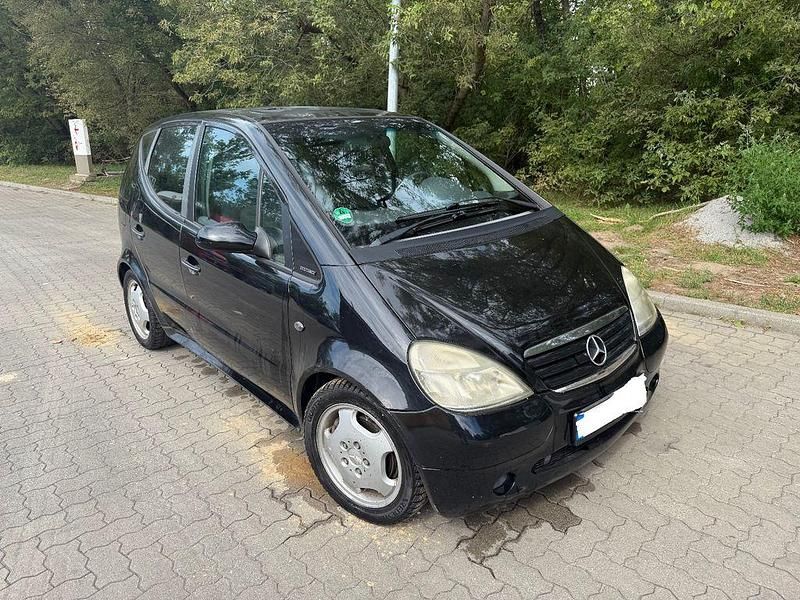 Gebraucht Mercedes A190 Elegance 125 PS (91 kW) 2001 Schwarz Van / Kleinbus