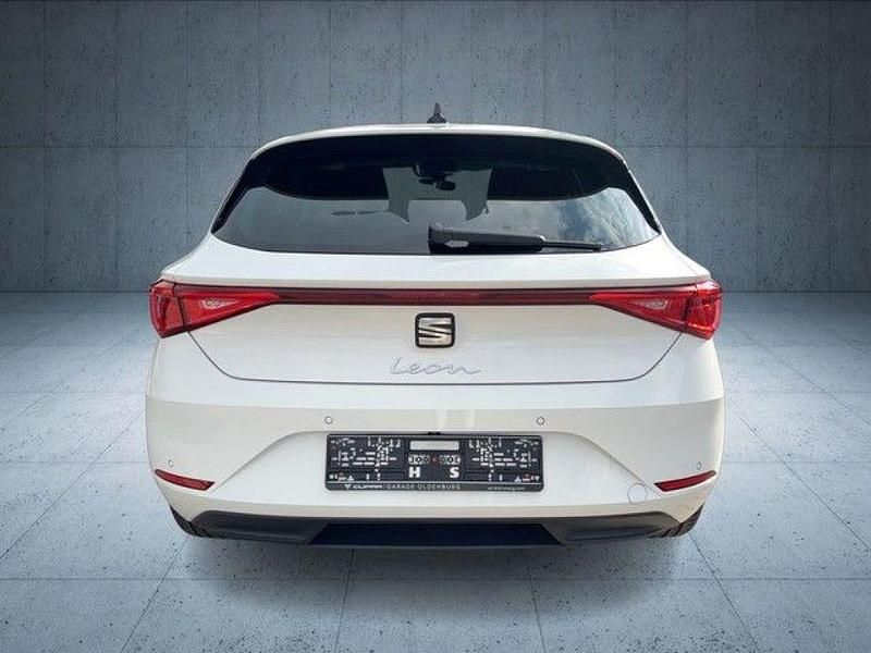 Usata Seat Leon 150 CV (110 kW) 2025 Bianco Berlina