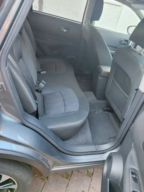 Gebraucht Nissan Qashqai I-Way 131 PS (96 kW) 2012 Grau SUV