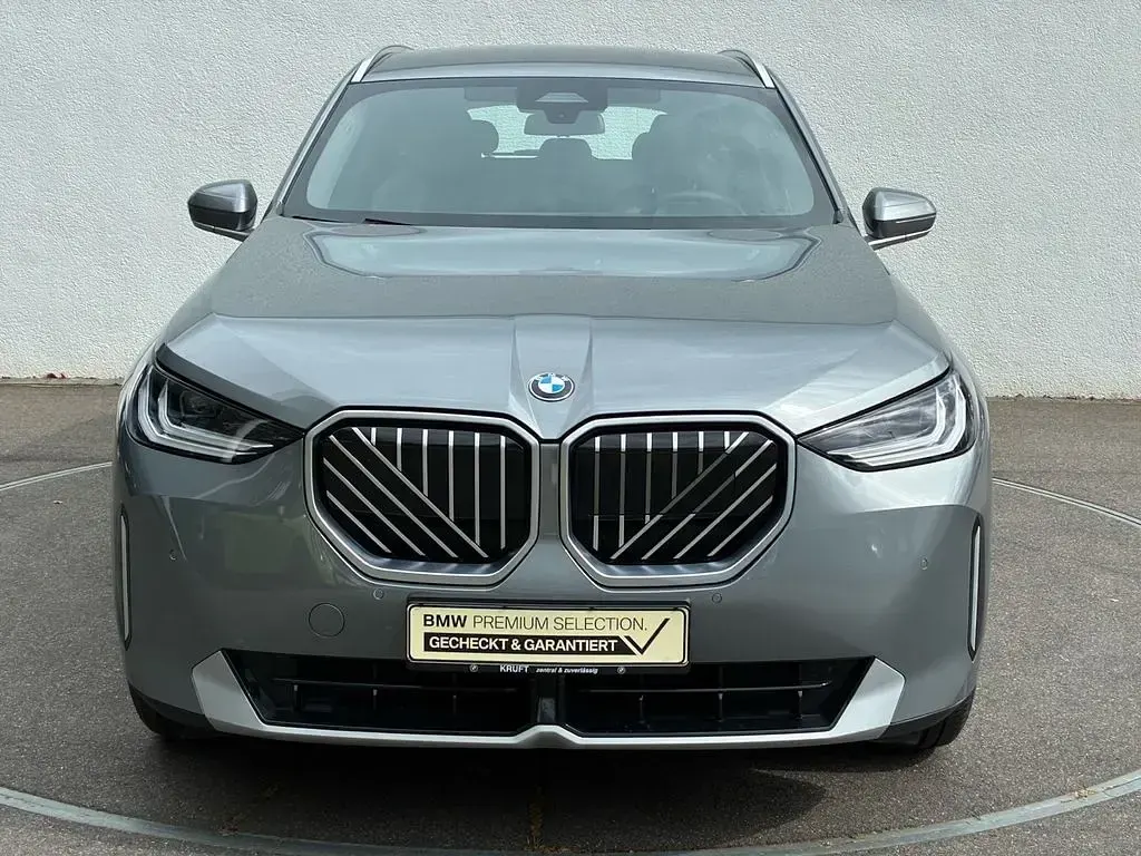 Gebraucht BMW X3 Sport Line 197 PS (144 kW) 2025 Grau SUV