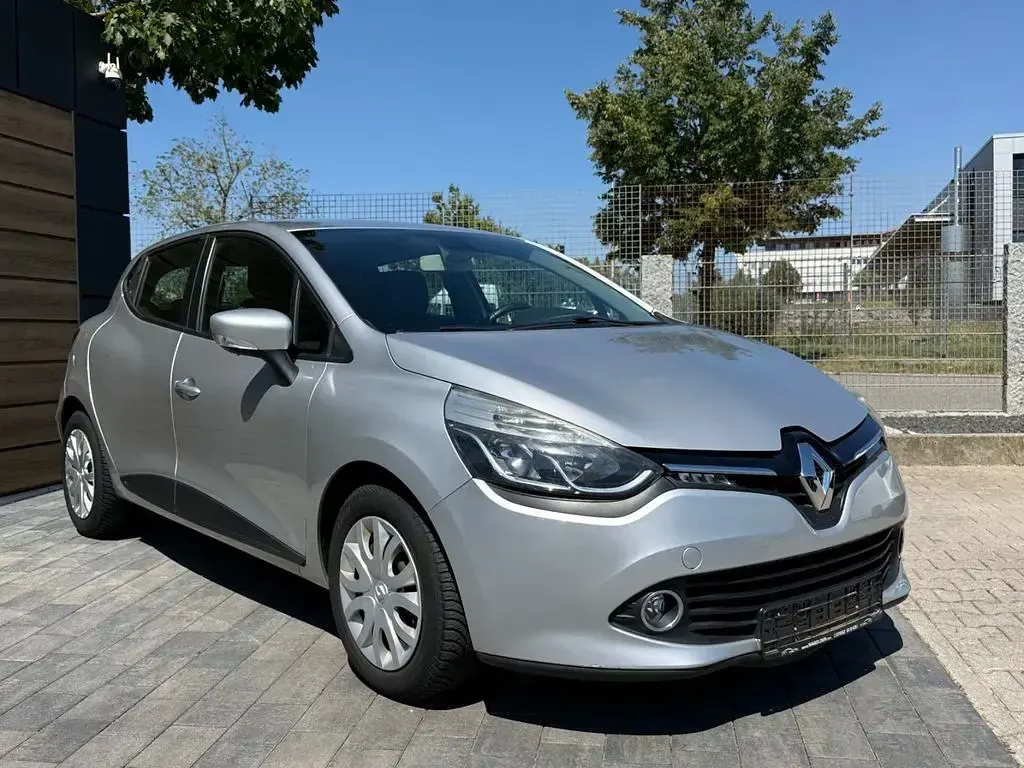 Gebraucht Renault Clio IV Dynamique 73 PS (53 kW) 2013 Silber Kleinwagen