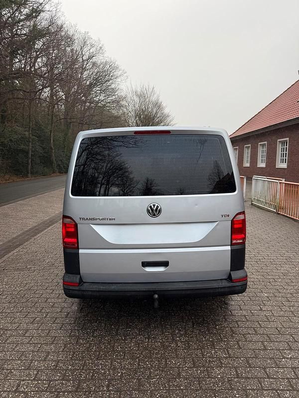 Usata VW Transporter 150 CV (110 kW) 2017 Argento Furgone