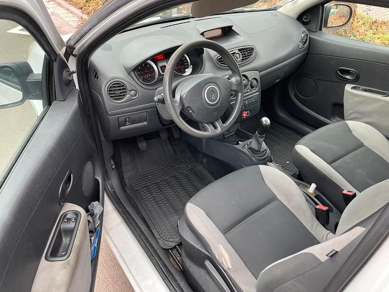 Gebraucht Opel Astra Sport 130 PS (95 kW) 2013 Schwarz Kombi