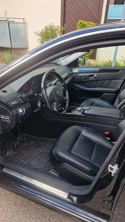 Gebraucht Mercedes E500 Avantgarde 387 PS (284 kW) 2010 Schwarz Limousine