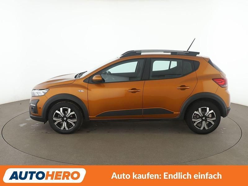 Gebraucht Dacia Sandero Comfort 91 PS (66 kW) 2020 Orange Kleinwagen