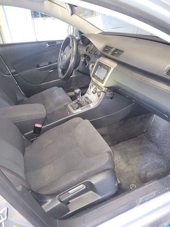 Gebraucht VW Passat Trendline 140 PS (102 kW) 2007 Silber Kombi